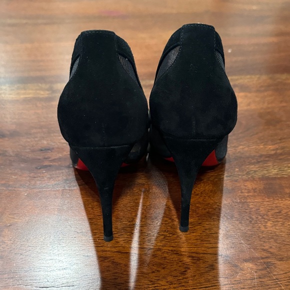 Christian Louboutin black suede pumps. - Picture 11 of 13